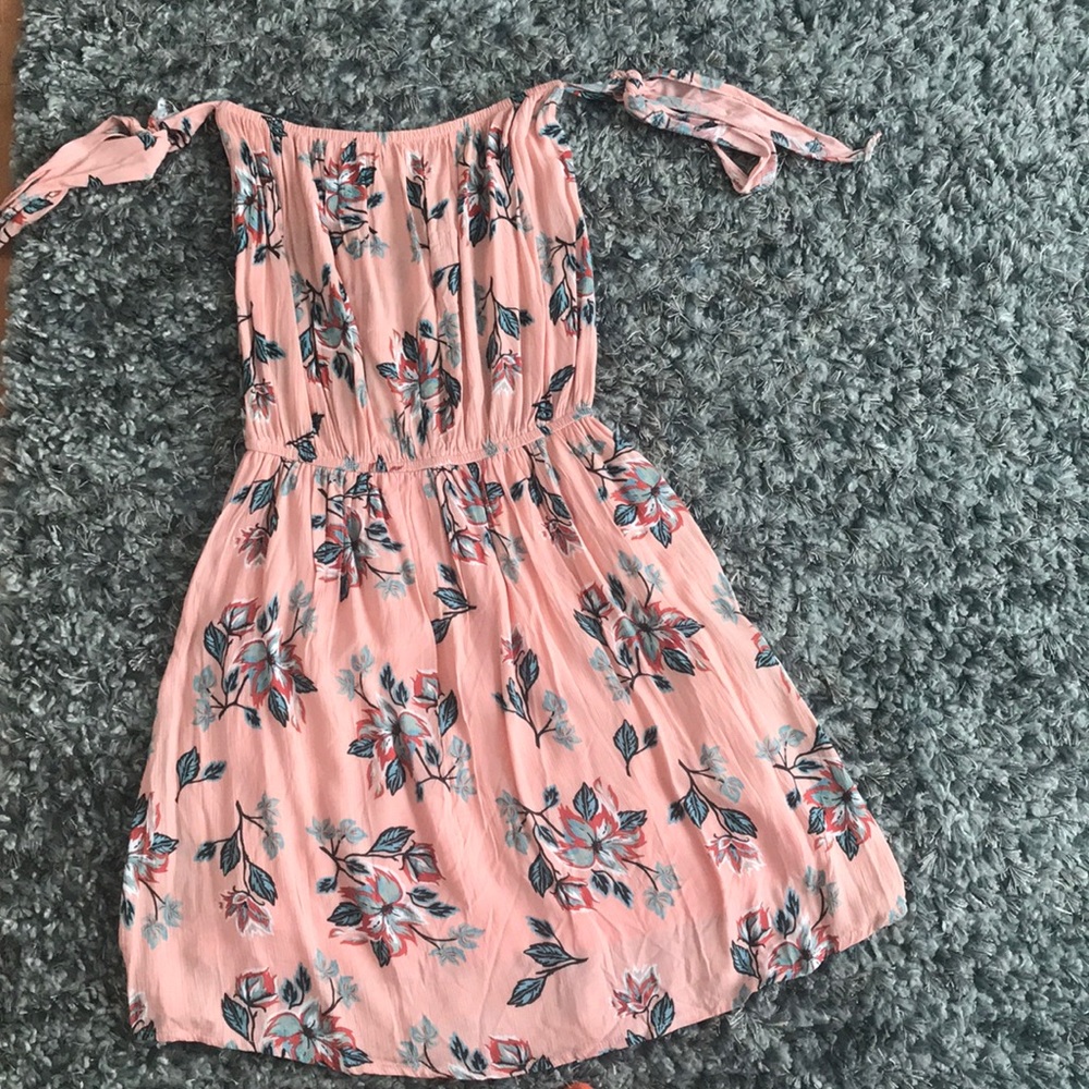Off the shoulder, peach floral summer dress